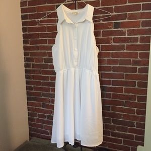 Monteau White Dress Size L